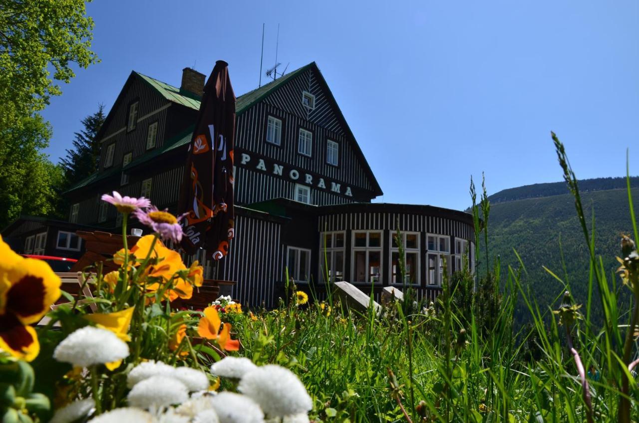 Hotel Panorama Špindlerŭv Mlýn Luaran gambar