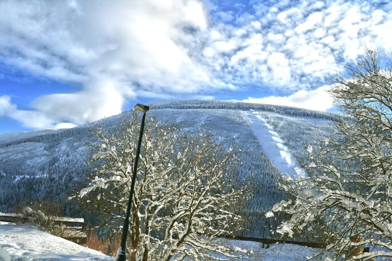 Hotel Panorama Špindlerŭv Mlýn Luaran gambar