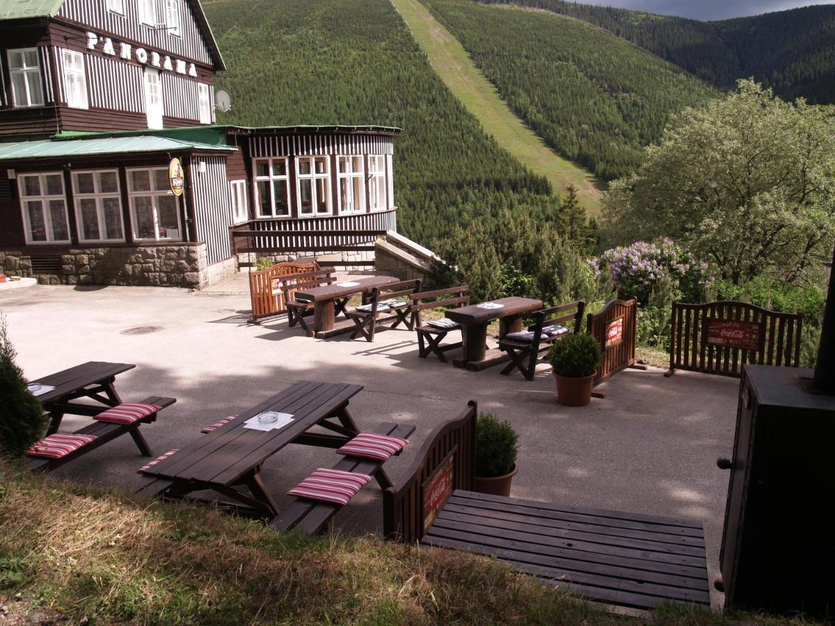 Hotel Panorama Špindlerŭv Mlýn Luaran gambar